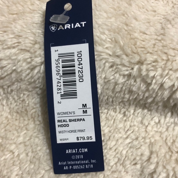 Ariat lined woman’s jacket in medium NWT - Picture 5 of 5